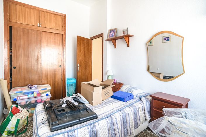 Image No.18-3 Bed Apartment for sale