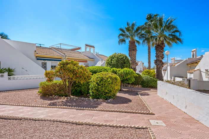 Image No.33-3 Bed Semi-Detached for sale