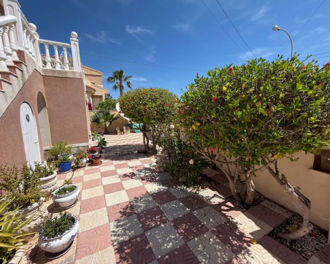 Image No.23-5 Bed Villa for sale