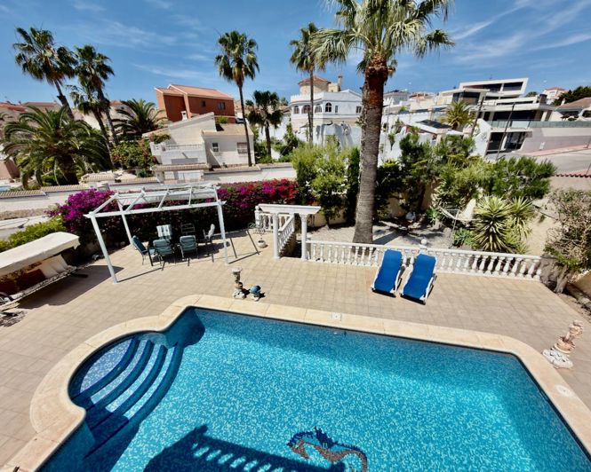 Image No.24-5 Bed Villa for sale