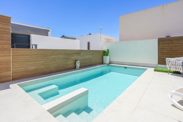 Image No.35-4 Bed Villa for sale