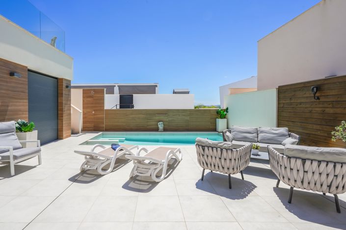 Image No.36-4 Bed Villa for sale