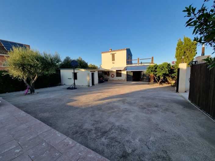 Image No.6-1 Bed House for sale