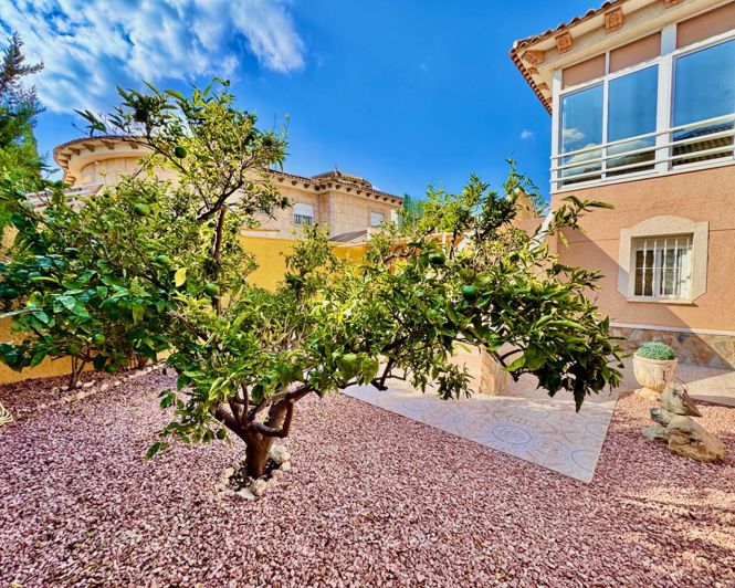 Image No.24-5 Bed Villa for sale