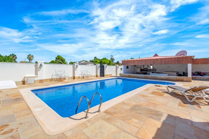 Image No.45-6 Bed Finca for sale