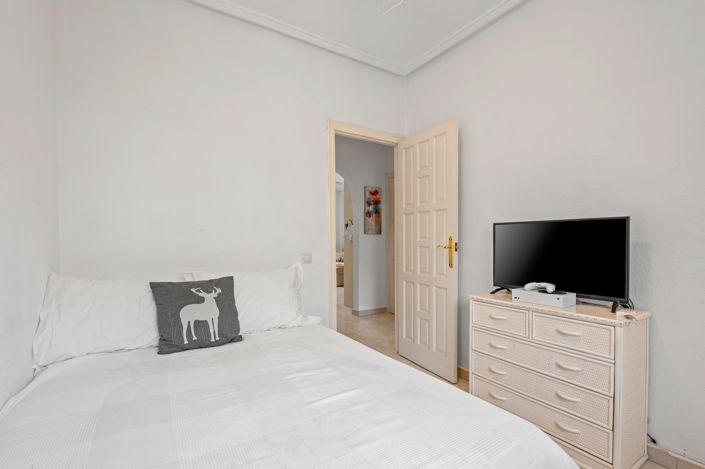 Image No.15-2 Bed Apartment for sale