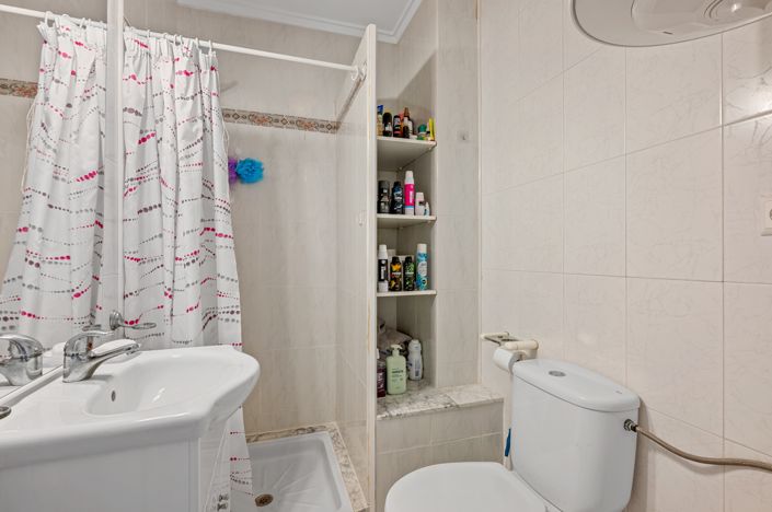 Image No.16-2 Bed Apartment for sale