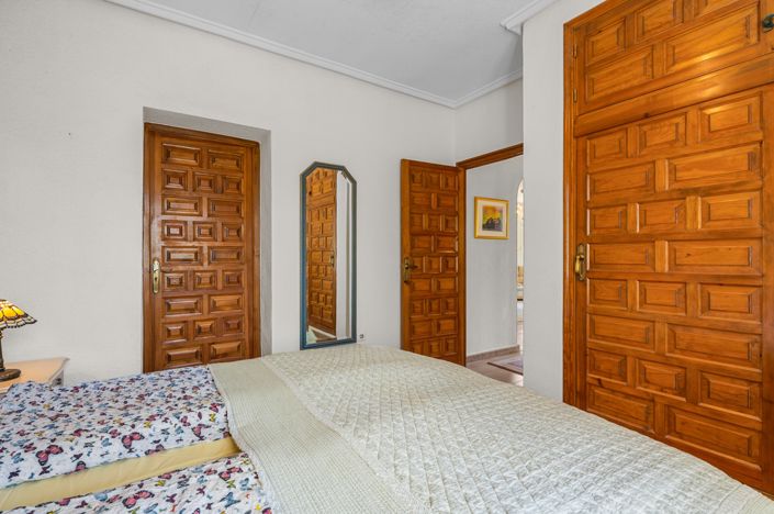 Image No.13-2 Bed Villa for sale