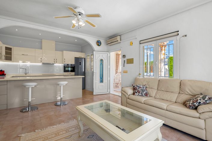 Image No.7-2 Bed Villa for sale