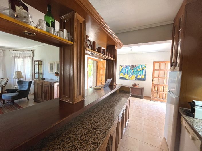 Image No.10-4 Bed Villa for sale