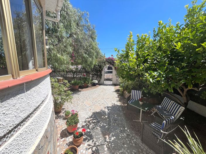 Image No.18-4 Bed Villa for sale