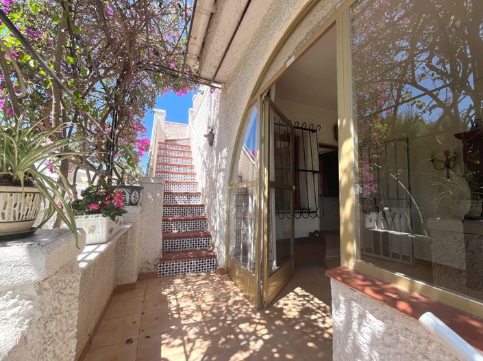 Image No.20-4 Bed Villa for sale