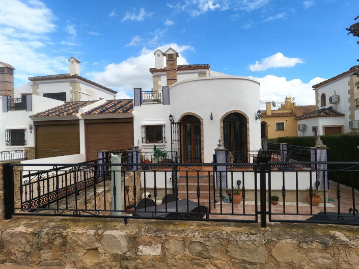 Image No.28-3 Bed Villa for sale