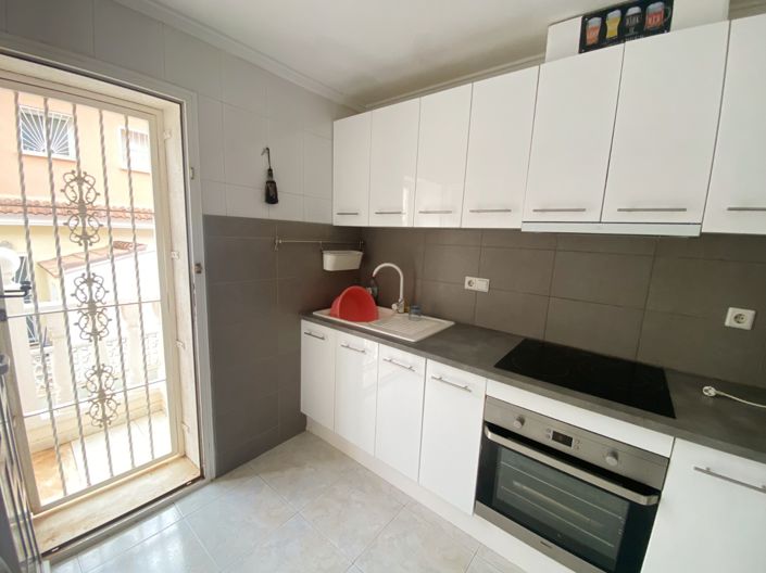 Image No.14-2 Bed Townhouse for sale