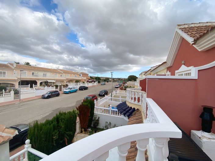 Image No.27-2 Bed Townhouse for sale