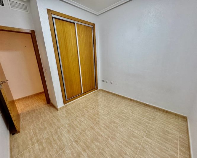 Image No.14-3 Bed Apartment for sale