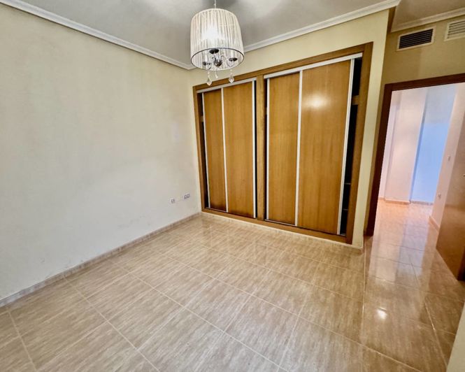 Image No.17-3 Bed Apartment for sale