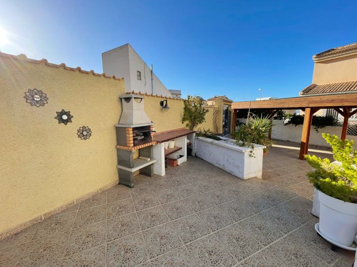 Image No.20-3 Bed Villa for sale