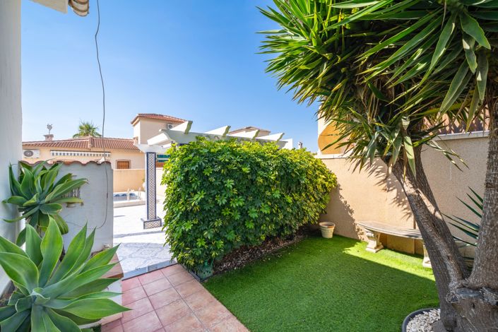 Image No.48-3 Bed Villa for sale