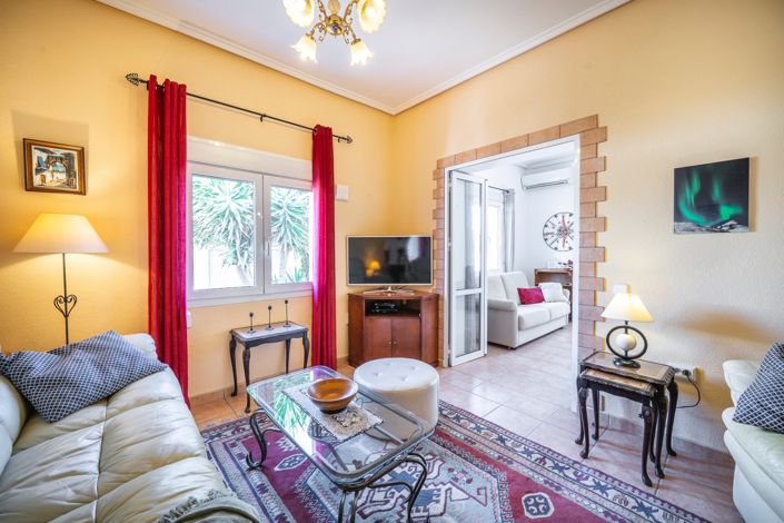 Image No.7-3 Bed Villa for sale