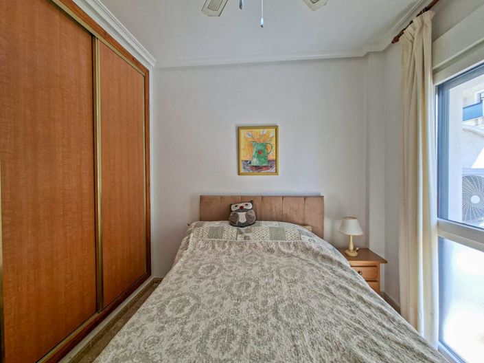 Image No.20-2 Bed Apartment for sale