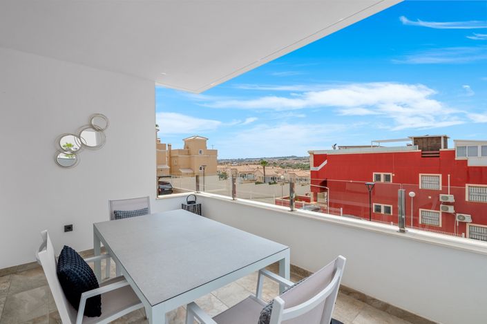 Image No.23-2 Bed Apartment for sale