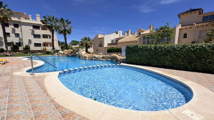 Image No.30-2 Bed Villa for sale