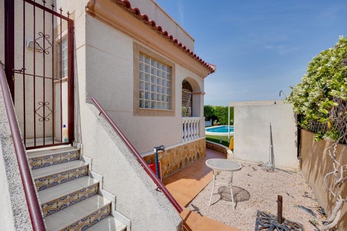 Image No.29-3 Bed Villa for sale