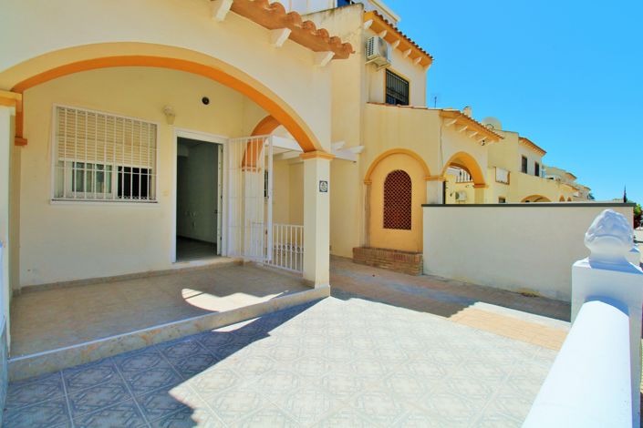 Image No.4-2 Bed Townhouse for sale