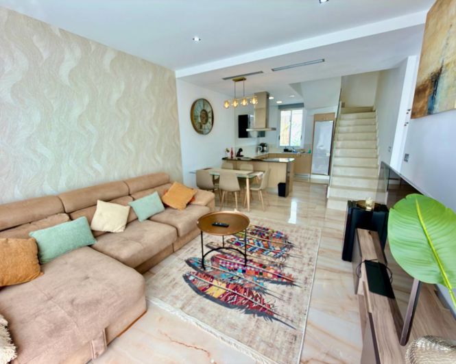 Image No.2-3 Bed Villa for sale