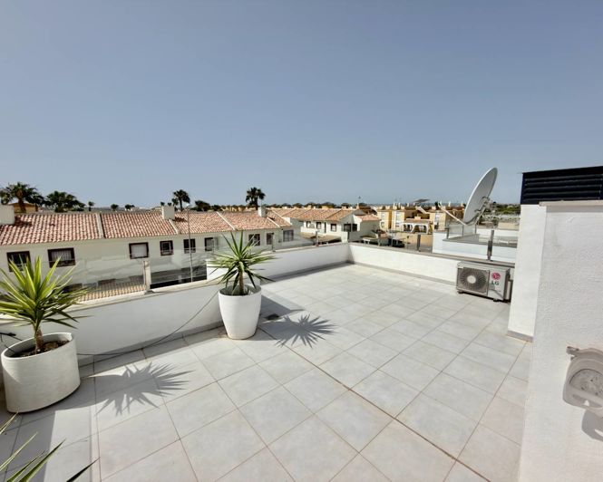 Image No.23-3 Bed Villa for sale