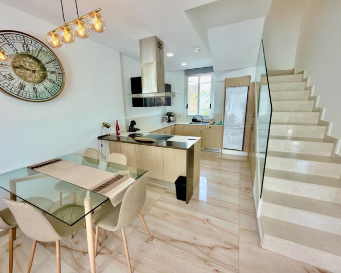 Image No.3-3 Bed Villa for sale