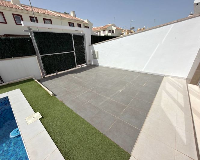 Image No.8-3 Bed Villa for sale