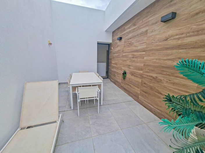 Image No.23-4 Bed Villa for sale