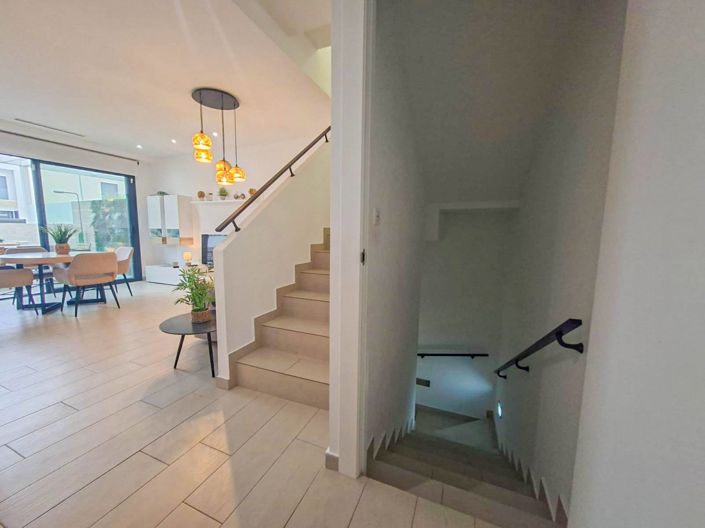 Image No.26-4 Bed Villa for sale