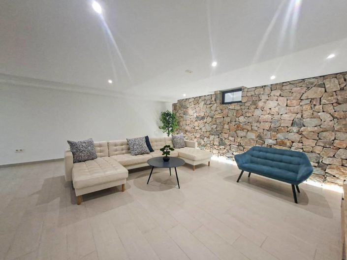 Image No.28-4 Bed Villa for sale