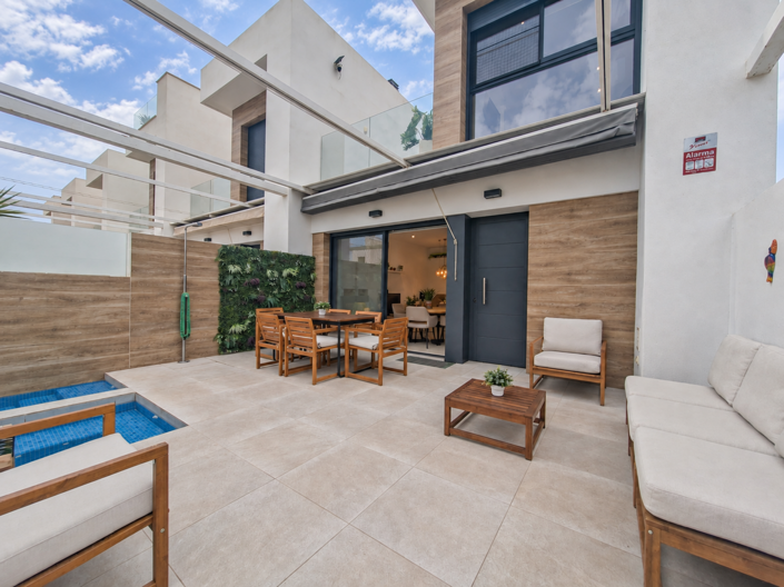 Image No.38-4 Bed Villa for sale