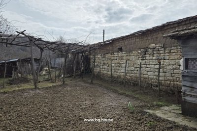 Bulgarian house for sale in rural village Osikovo (25)