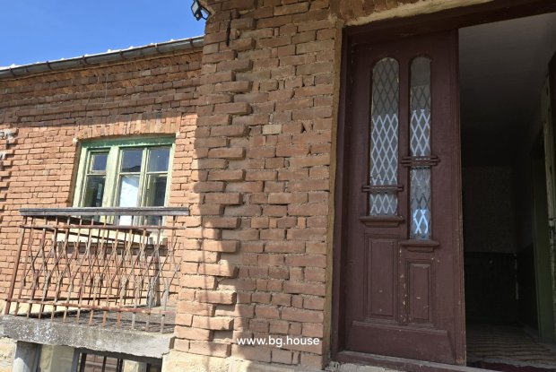 Image No.18-3 Bed House for sale