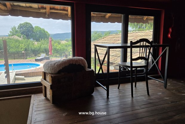 Image No.18-2 Bed House for sale