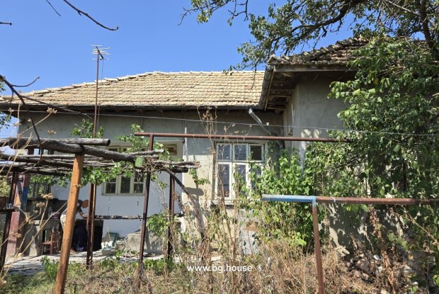 Image No.13-3 Bed House for sale