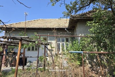 Bulgarian house for sale in village Drinovo (8)