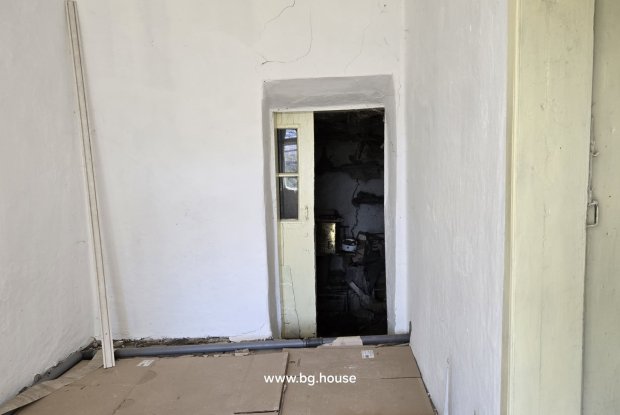 Image No.20-3 Bed House for sale