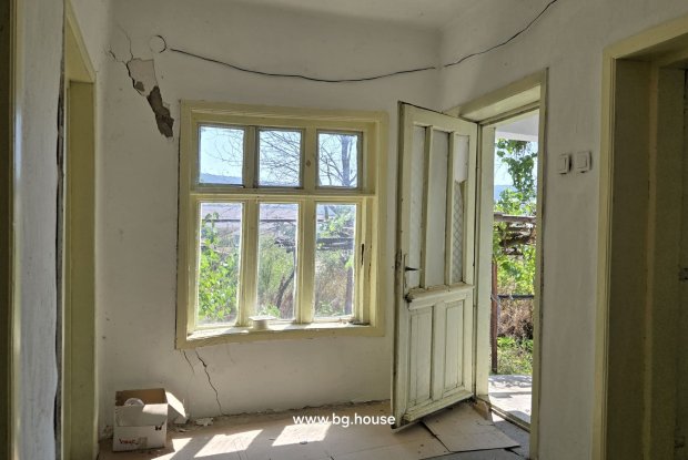 Image No.26-3 Bed House for sale