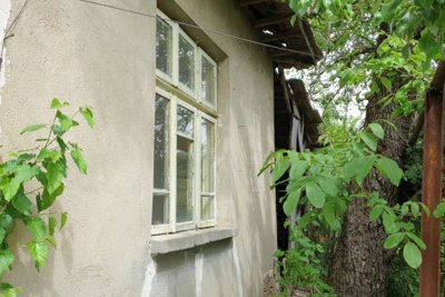 Charming Bulgarian house for sale at the end of the village Drinovo (6)