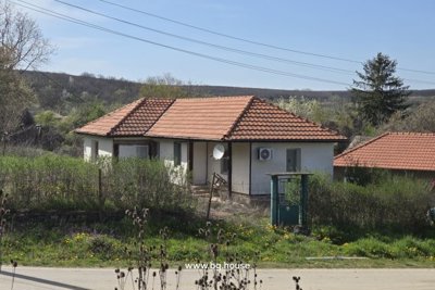 Bulgarian house for sale in Zvezda