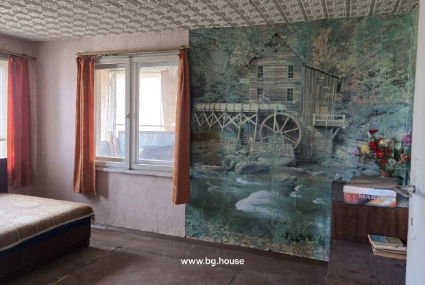 Image No.11-3 Bed House for sale