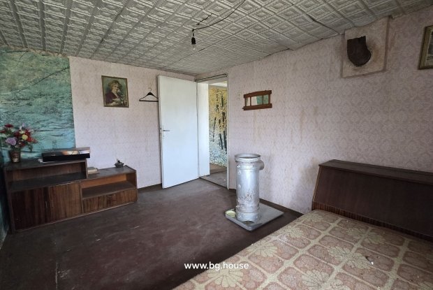 Image No.14-3 Bed House for sale