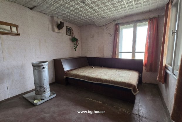 Image No.15-3 Bed House for sale