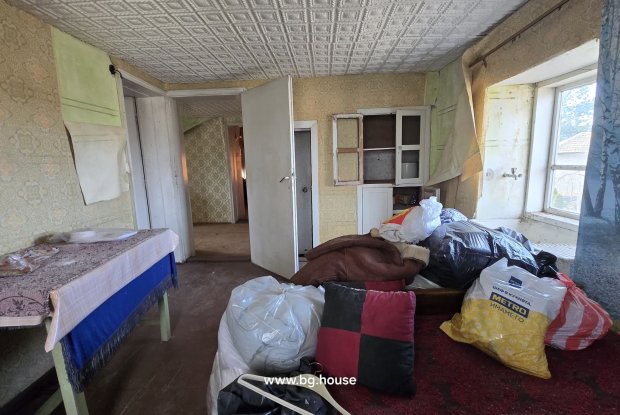 Image No.16-3 Bed House for sale